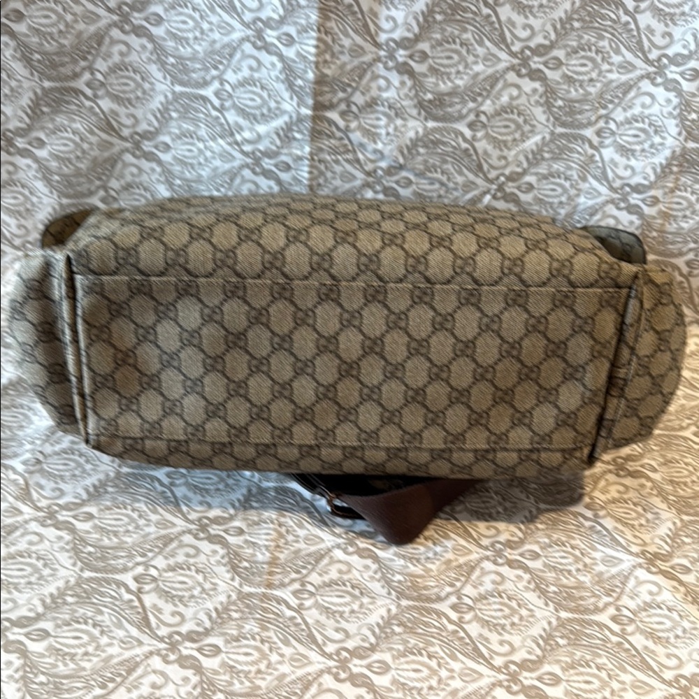 Gucci Supreme Canvas Diaper Bag - Picture 5 of 15